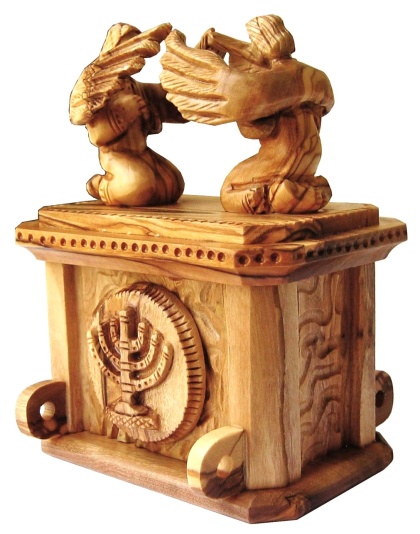 ark covenant statue