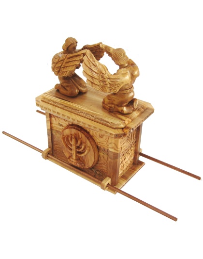 ark covenant statue